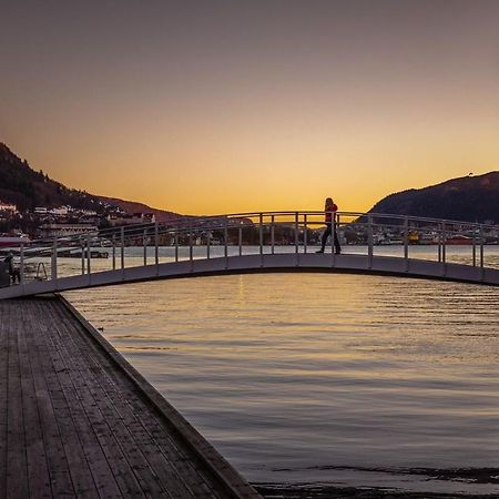 New Penthouse Apartment With Sea View In Bergen Centrum Esterno foto