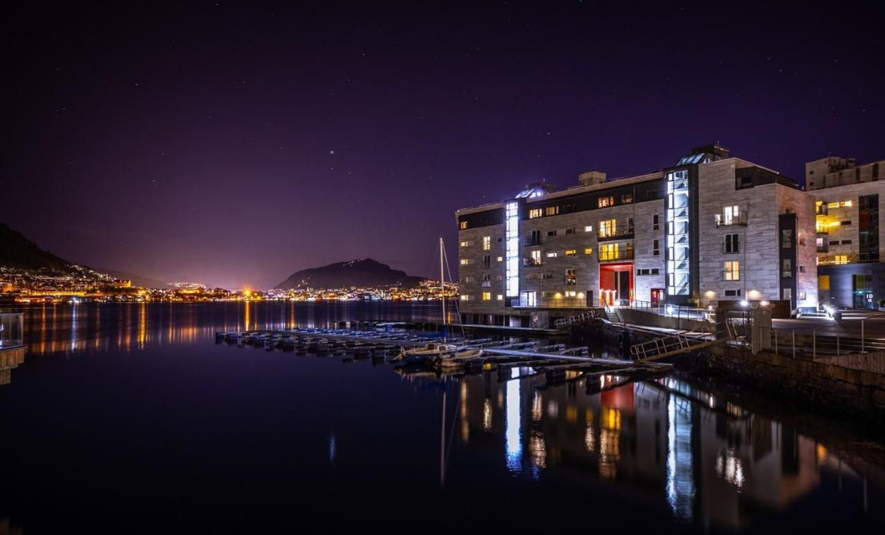 New Penthouse Apartment With Sea View In Bergen Centrum Esterno foto